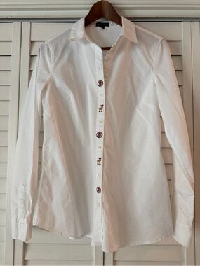 The Limited Christmas Button Down - Size M Tall